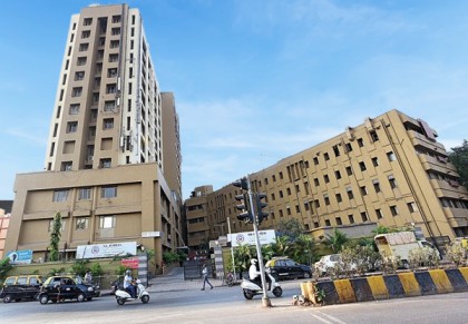 S L Raheja Hospital Mumbai